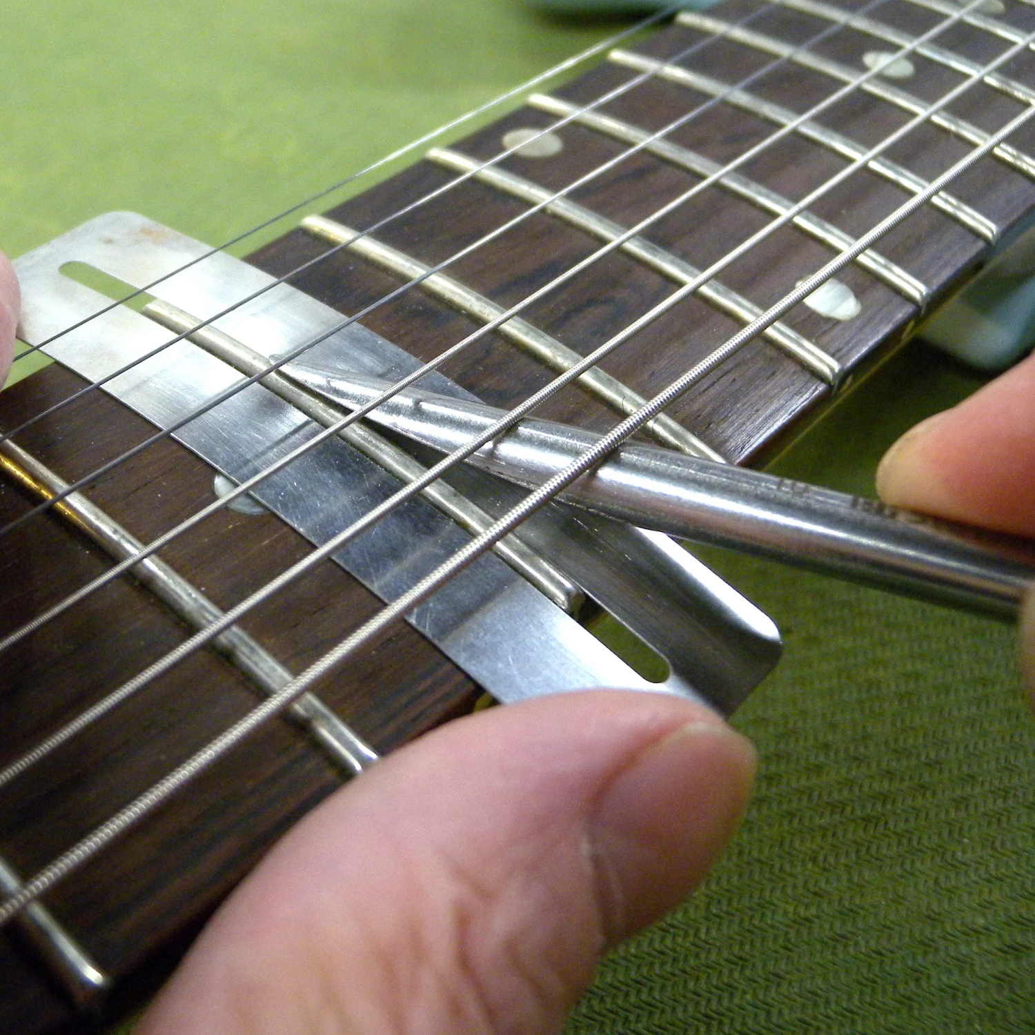 Understring Fret Dressing Files - StewMac Understring Fret Dressing Files - StewMac -US Tool Sales Shop 0334 5 inuse2 2500