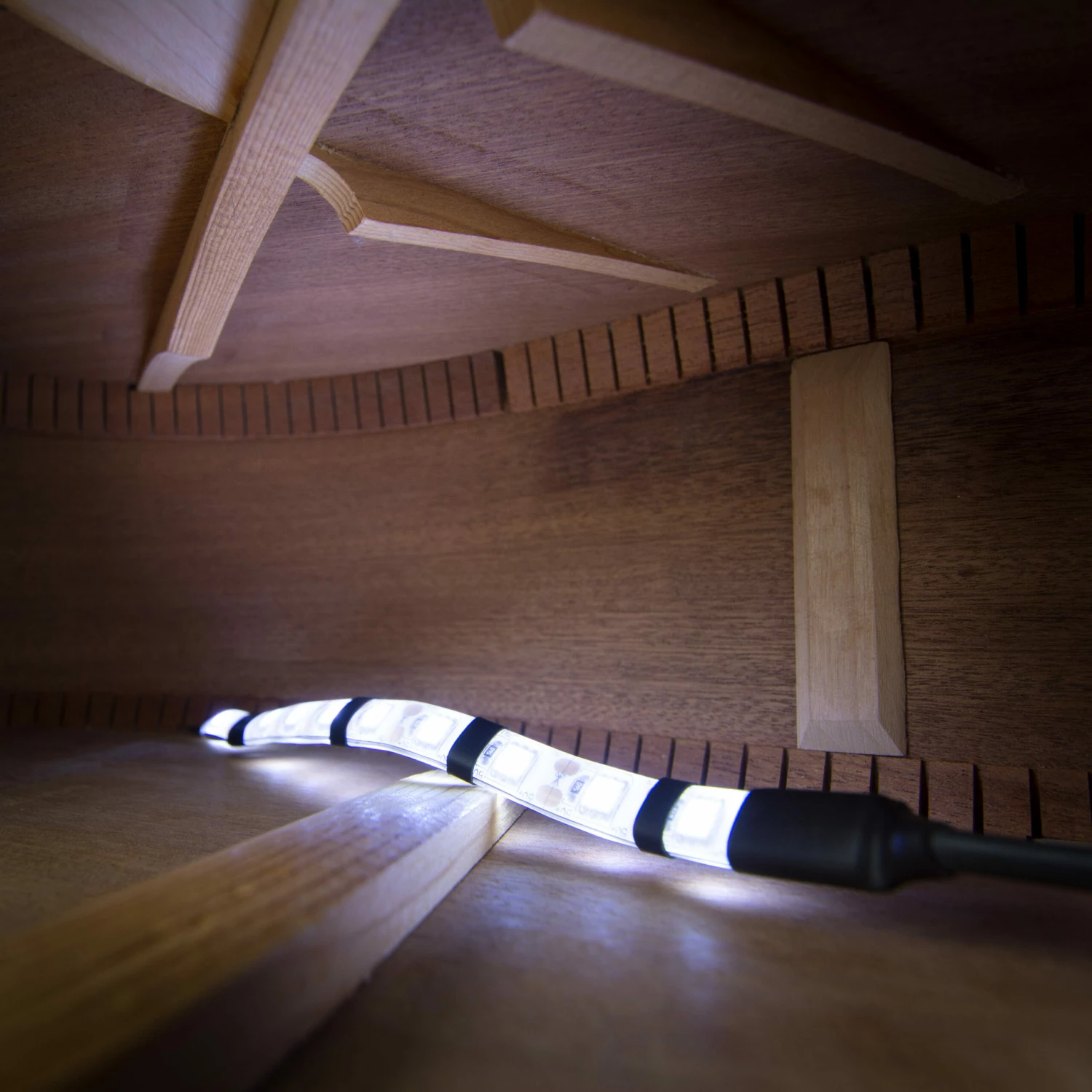 Inner-Bright LED Flexible Inspection Light - StewMac Inner-Bright LED Flexible Inspection Light - StewMac -US Tool Sales Shop 1745 1 in guitar 3000 scaled