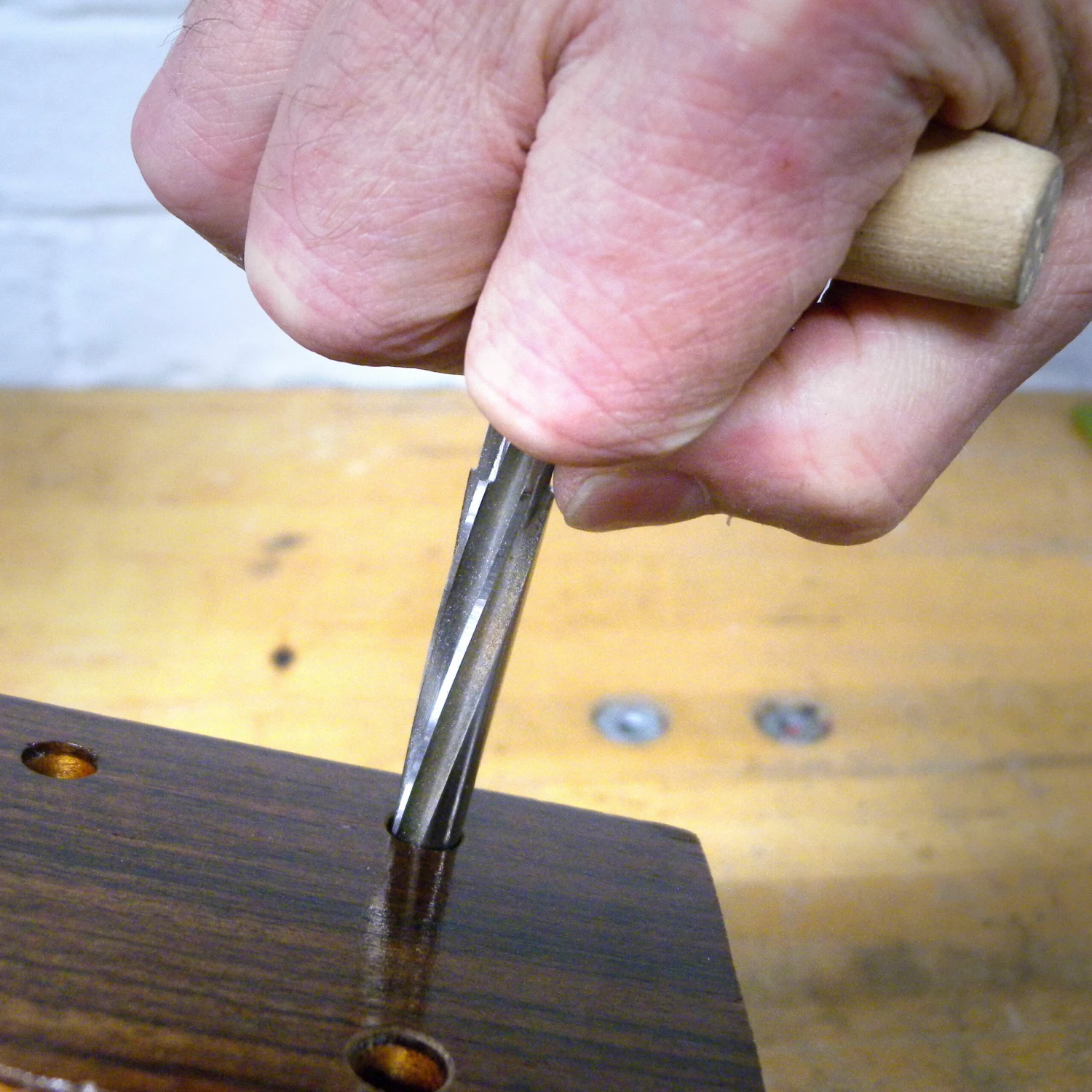 Spiral Peghole Reamers - StewMac Spiral Peghole Reamers - StewMac -US Tool Sales Shop 2365 1 inuse 2700 scaled