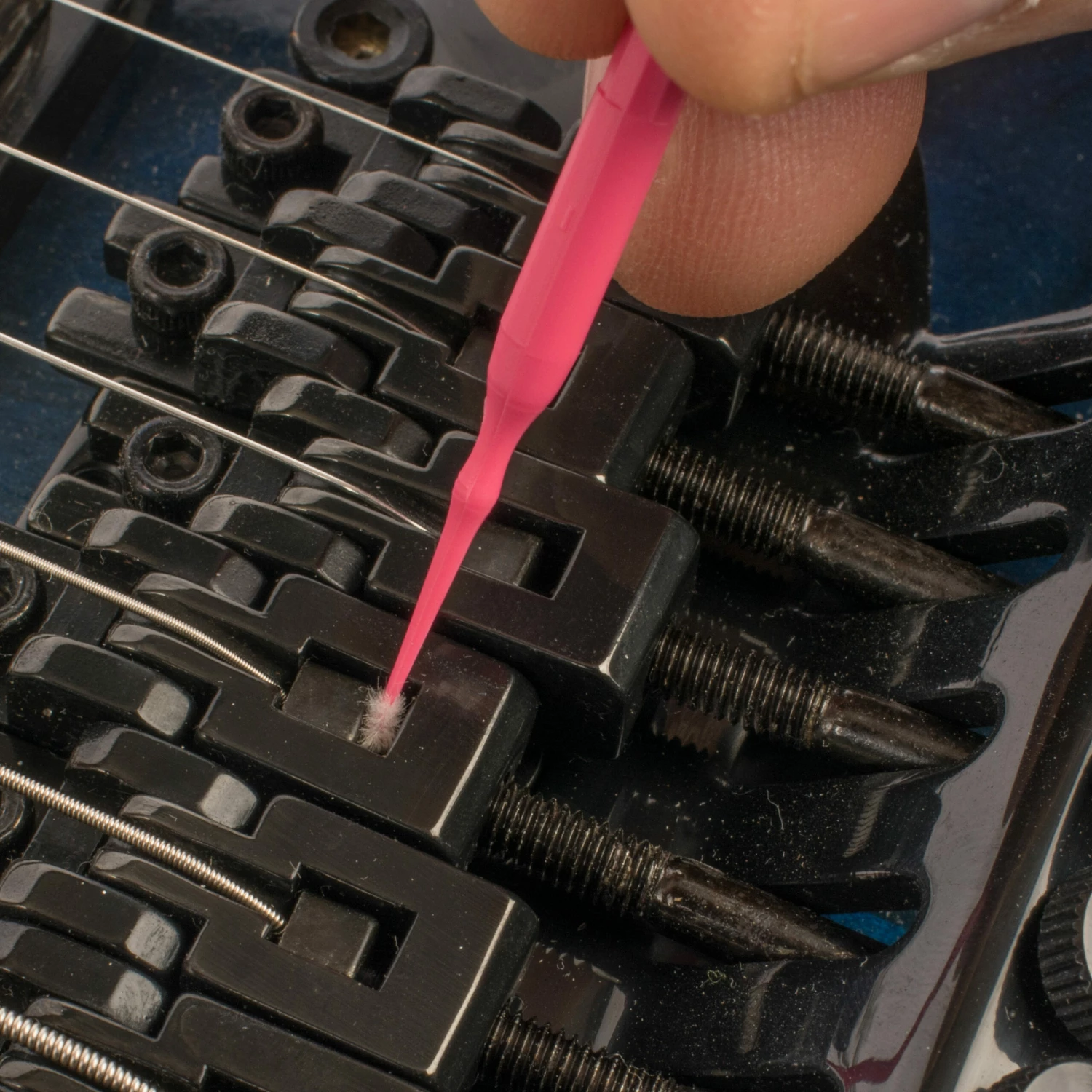 Micro Cleaning Brushes - StewMac Micro Cleaning Brushes - StewMac -US Tool Sales Shop 3100 4 swab in use 2600 scaled