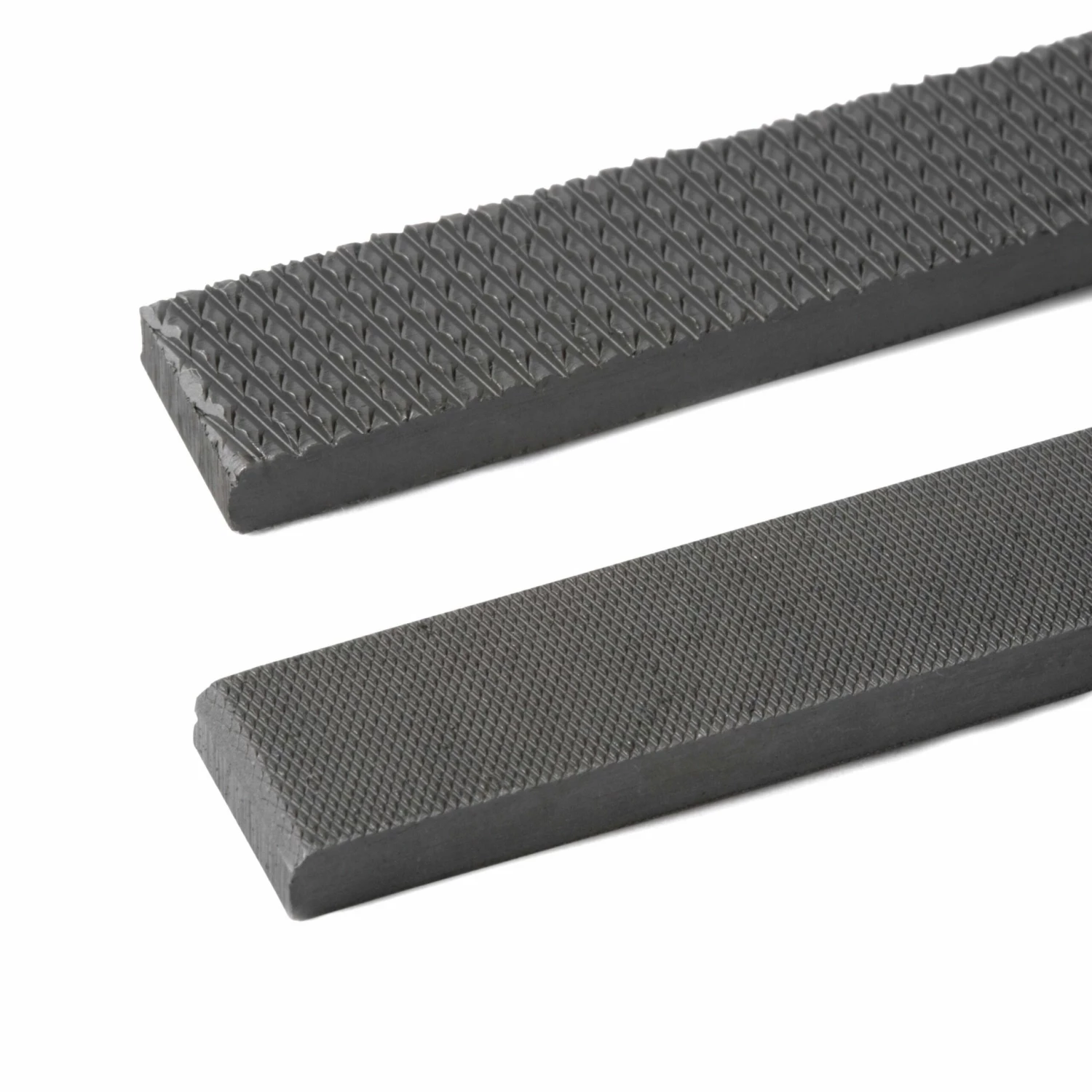 Nut and Saddle Shaping Files, Set of 2 - StewMac Nut And Saddle Shaping Files, Set Of 2 - StewMac -US Tool Sales Shop 4556 2 closeup 3000 scaled