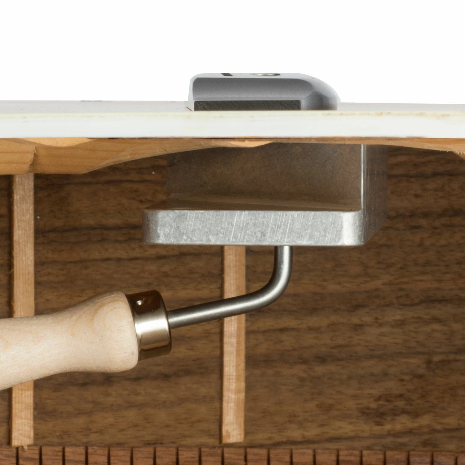 StewMac 3-In-1 Bridge Caul - StewMac StewMac 3-In-1 Bridge Caul - StewMac -US Tool Sales Shop 4765 2 inuse 1800