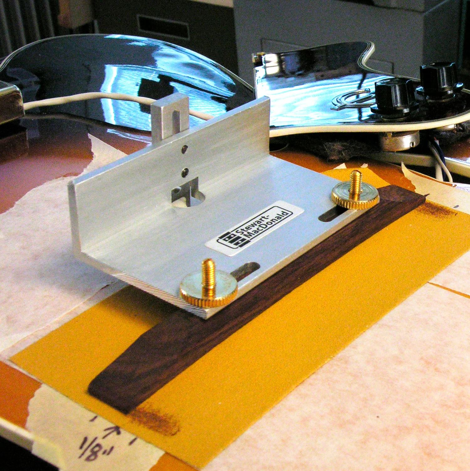 Archtop Bridge Fitting Jig - StewMac Archtop Bridge Fitting Jig - StewMac -US Tool Sales Shop 5046 2 inuse 2000