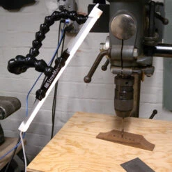 StewMac Light Jig - StewMac 3 StewMac Light Jig - StewMac -US Tool Sales Shop 5369 4 inuse